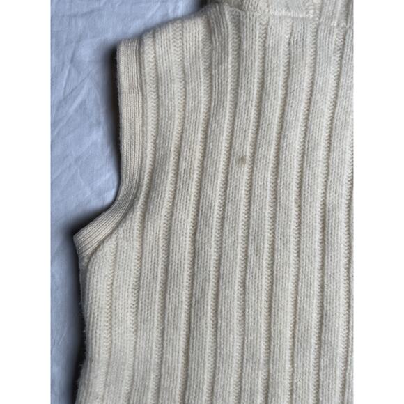 Vintage Banana Republic Hood Vest 100% Lambwool Medium Heavy Cable Knit Sweater - Picture 6 of 7